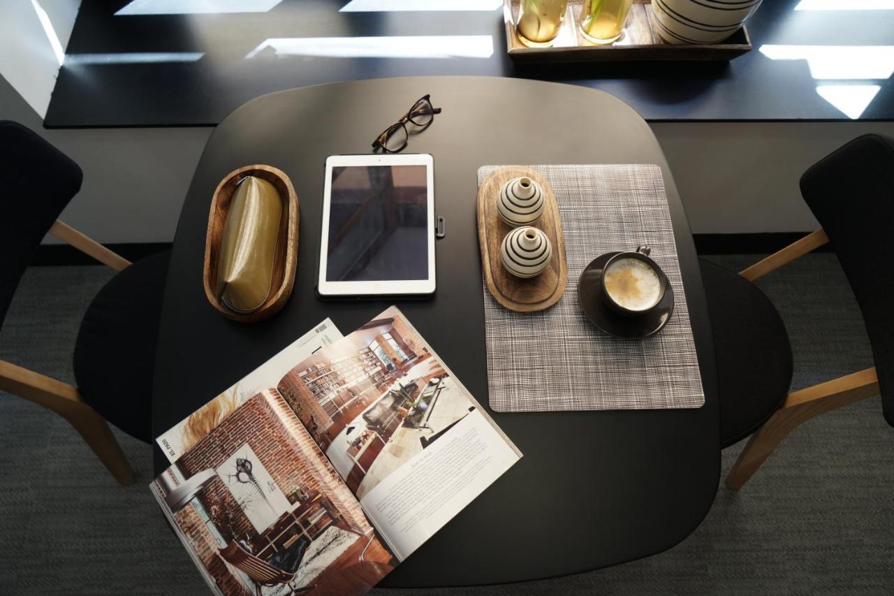 Md Design Hotel - Portal Del Real Valencia Eksteriør bilde